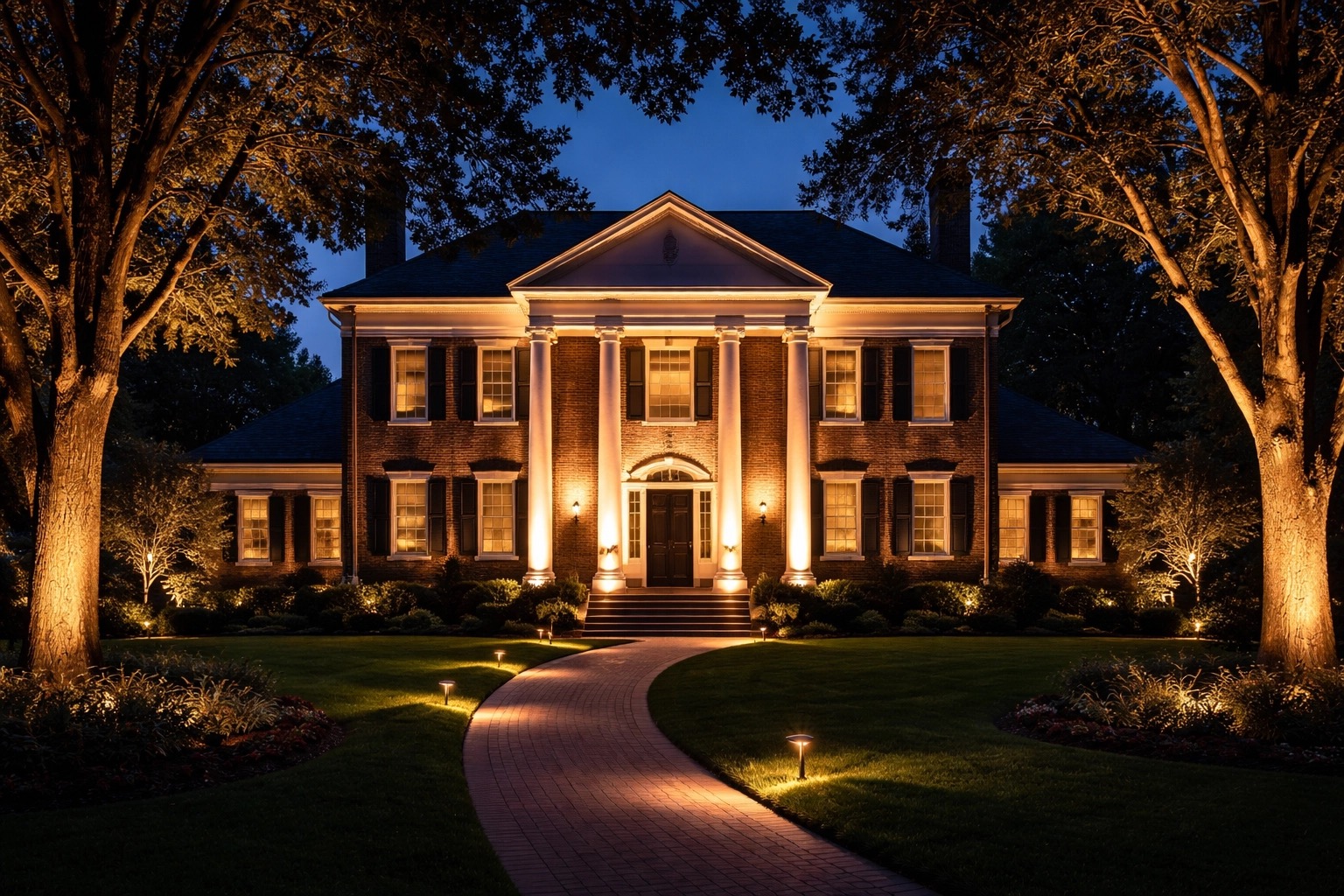 String lights over outdoor dining area